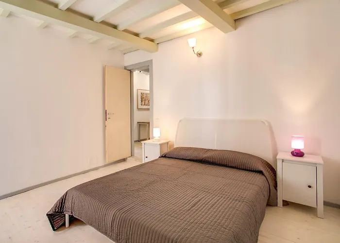 Three Bedroom Campo Dei Fiori רומא