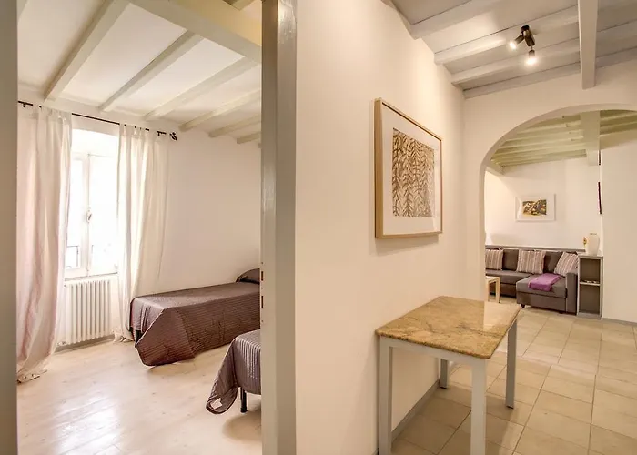 דירה Three Bedroom Campo Dei Fiori רומא