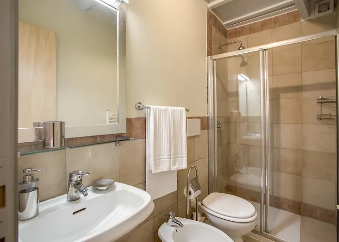 Three Bedroom Campo Dei Fiori * רומא
