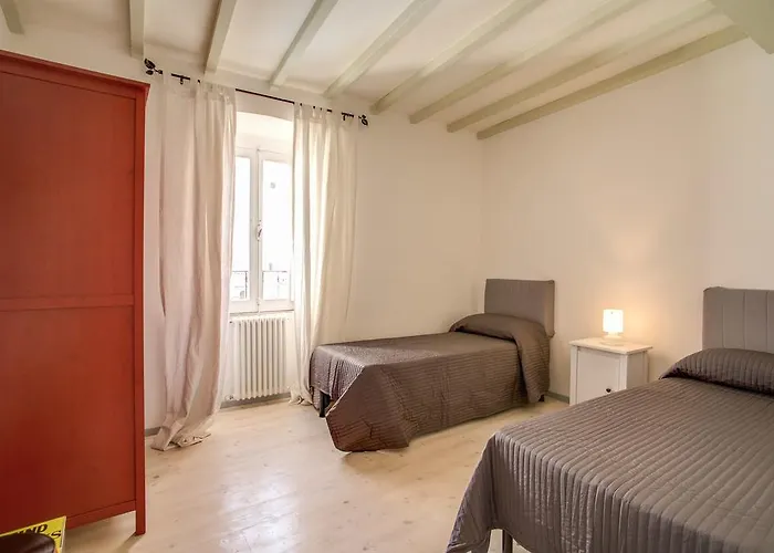 דירה Three Bedroom Campo Dei Fiori